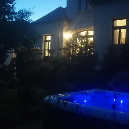 Kuria With Private Jacuzzi And Pool *