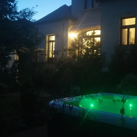 Kuria With Private Jacuzzi And Pool *