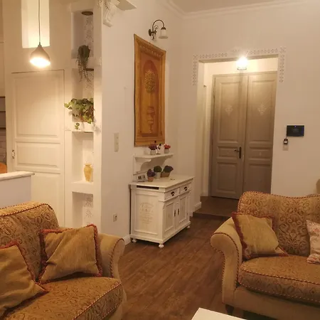 Kuria With Private Jacuzzi And Pool Apartment *