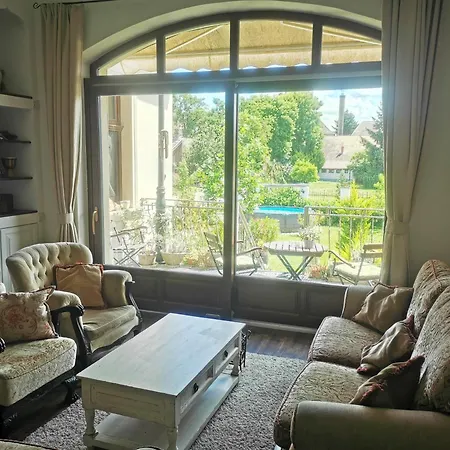 Daire Kuria With Private Jacuzzi And Pool Budapeşte
