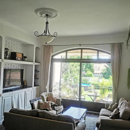 Kuria With Private Jacuzzi And Pool Apartment