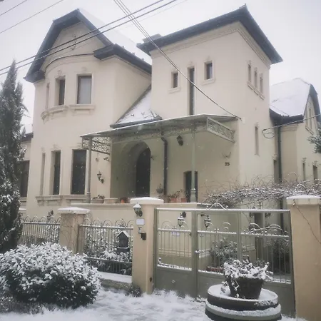 Kuria With Private Jacuzzi And Pool *