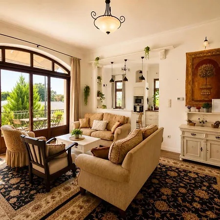 شقة Kuria Private Wellness With Garden And Pool *