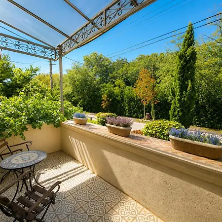 شقة Kuria Private Wellness With Garden And Pool بودابست