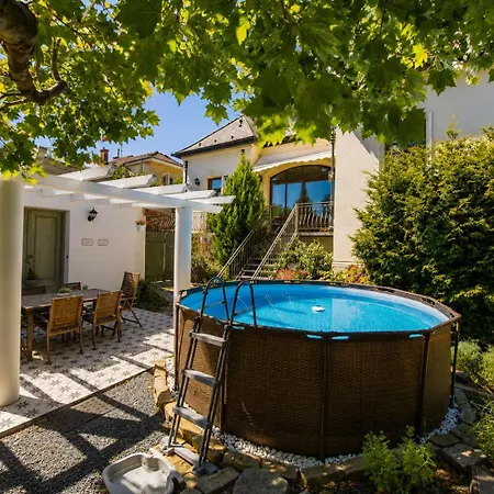 شقة Kuria Private Wellness With Garden And Pool *