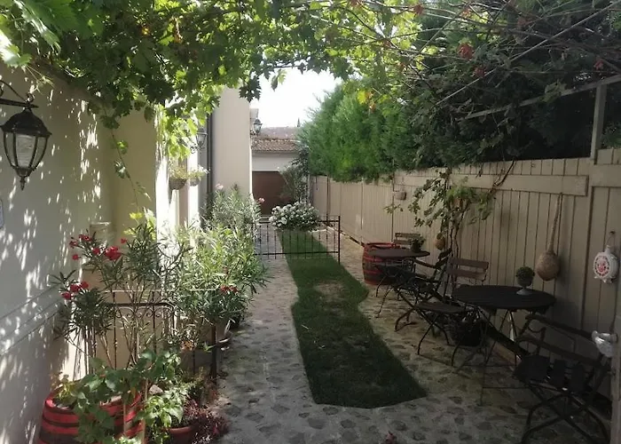 Kúria With Private Jacuzzi&pool Apartament Budapesta