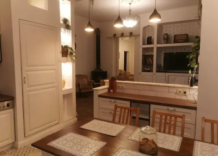 Kúria With Private Jacuzzi&pool