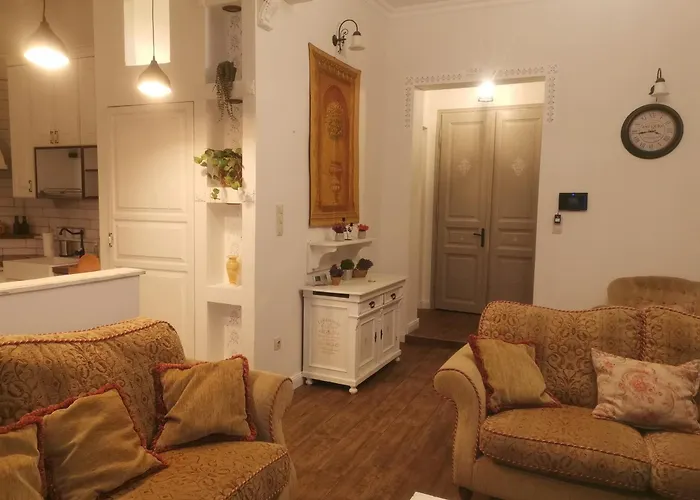 Kúria With Private Jacuzzi&pool Apartament *