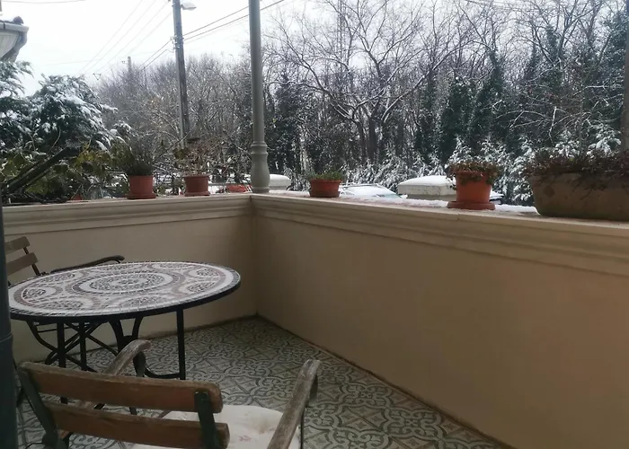 Kúria With Private Jacuzzi&pool * Budapesta