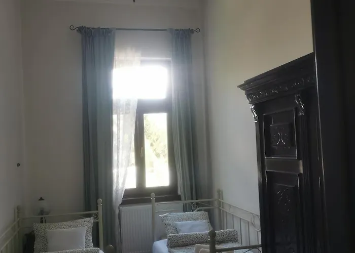 Kúria With Private Jacuzzi&pool Budapesta