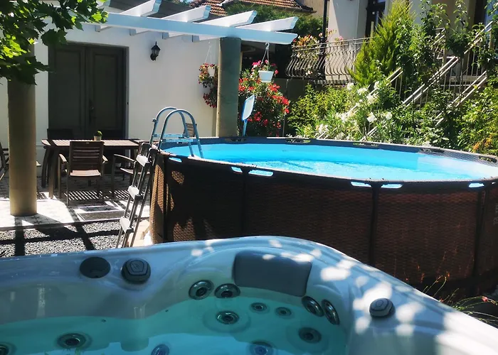 Kúria With Private Jacuzzi&pool *