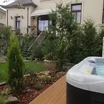 Kuria Private Wellness With Garden And Pool Apartment