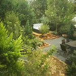 Kuria Private Wellness With Garden And Pool Apartment Budapest