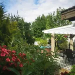 Kuria Private Wellness With Garden And Pool Appartement *