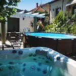 Apartment Kuria Private Wellness With Garden And Pool *