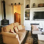 Apartment Kuria Private Wellness With Garden And Pool Budapest